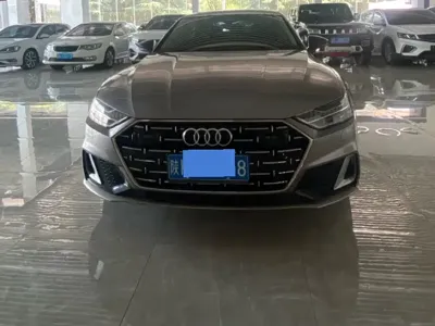 Audi A7L