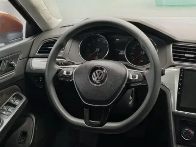 Volkswagen Lamando