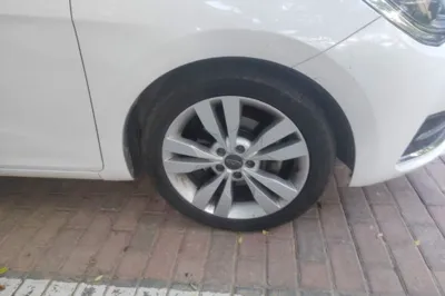Chery Arrizo 5