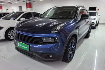 Lynk & Co 01