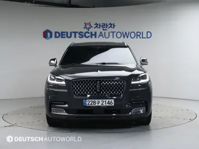 Lincoln Aviator