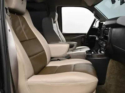 Chevrolet Express Van
