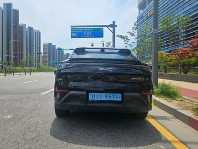 BYD Sealion 7