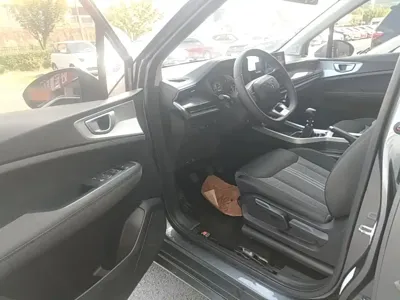 Wuling Jiachen