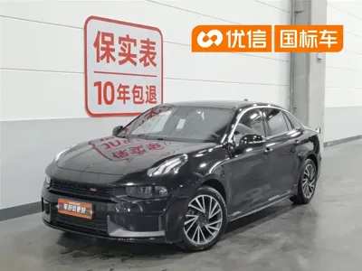 Lynk & Co 03