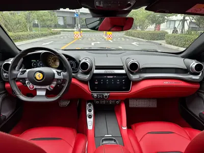 Ferrari GTC4Lusso