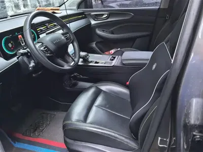 Roewe RX5