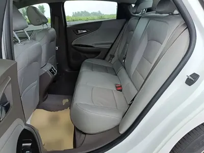 Chevrolet Malibu XL