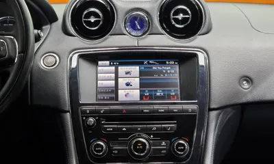 Jaguar XJ