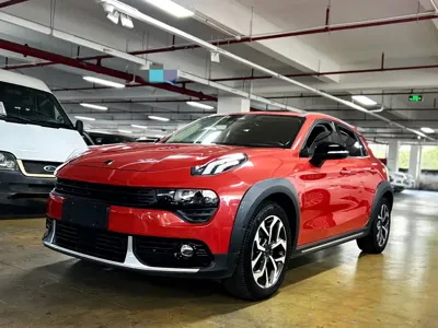 Lynk & Co 02