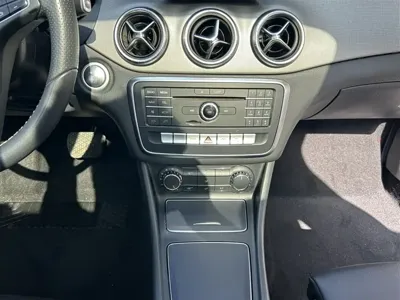 Mercedes-Benz CLA (Import)