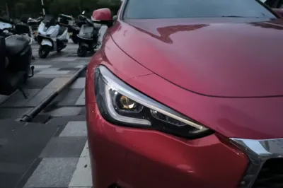 Infiniti Q60