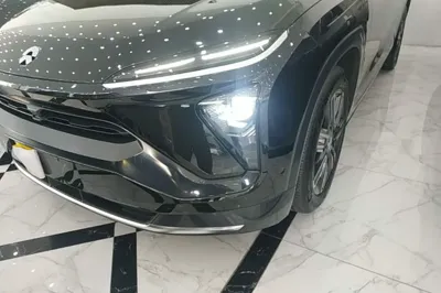 Nio EC6