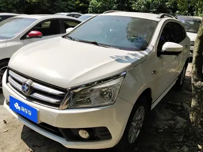 Venucia T70