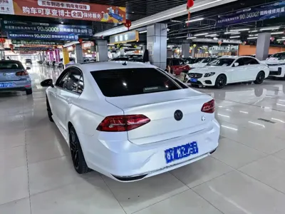 Volkswagen Lamando