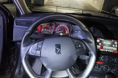 DS 4S