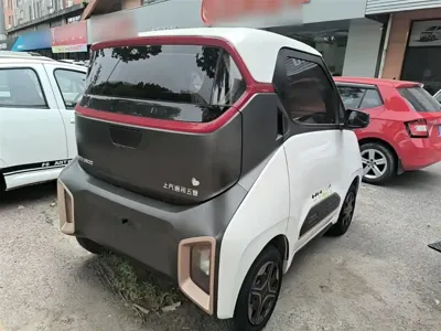 Baojun E200