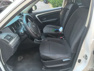Dongfeng Junfeng E17