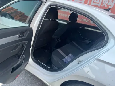 Volkswagen Lamando