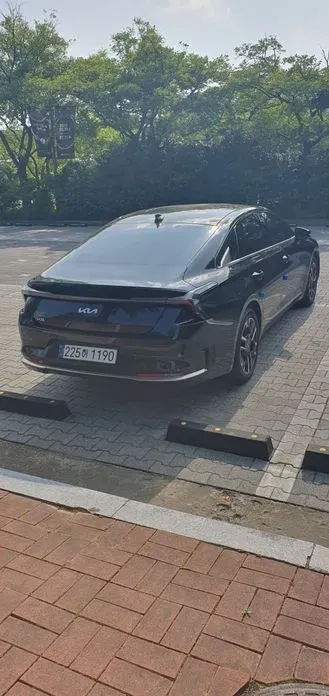 Kia K8