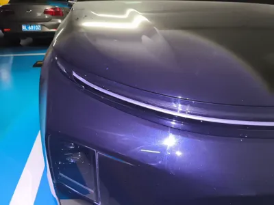 Li Auto L6