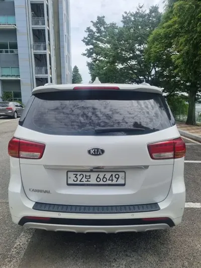 Kia Canival