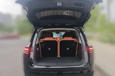 Leapmotor C16