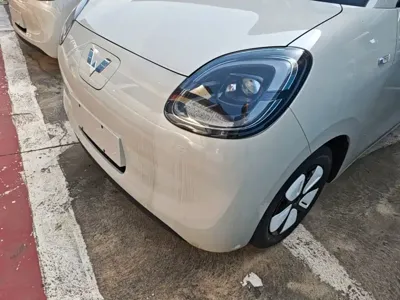 Wuling MINIEV
