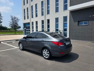 Hyundai Accent