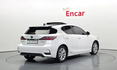 Lexus CT200h