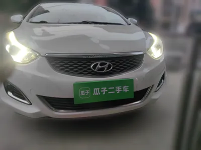 Hyundai Elantra (5th Generation