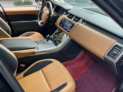 Land Rover Sport
