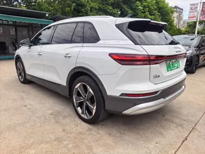 Audi Q5 e-tron
