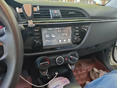 Kia K2