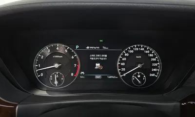 Genesis EQ900
