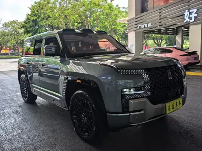 Yangwang Yangwang U8