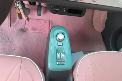 CHANGAN NEVO Lumin
