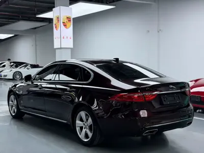 Jaguar XFL