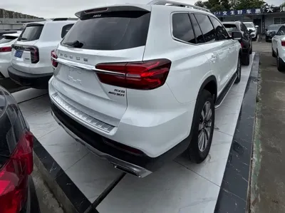 Roewe RX8