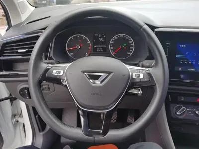 Jetta VS5