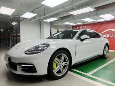 Porsche Panamera Hybrid
