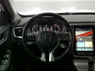 Roewe RX5