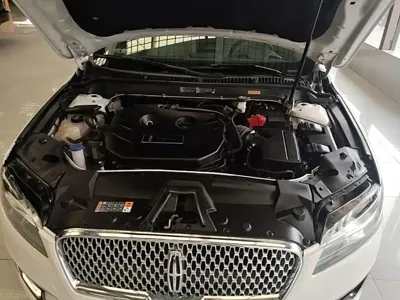 Lincoln MKZ