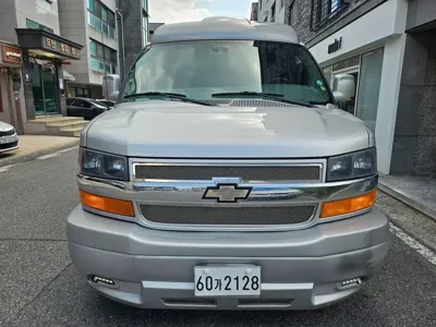 Chevrolet Express Van