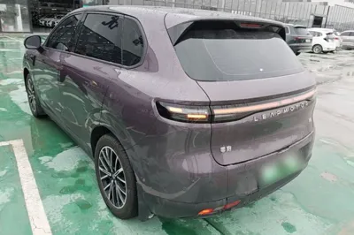 Leapmotor B10
