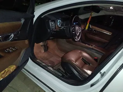 Volvo S90