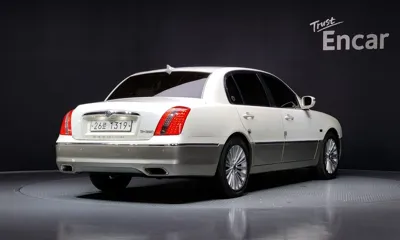Kia Opirus