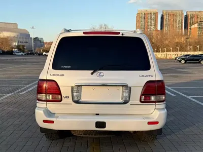 Lexus LX
