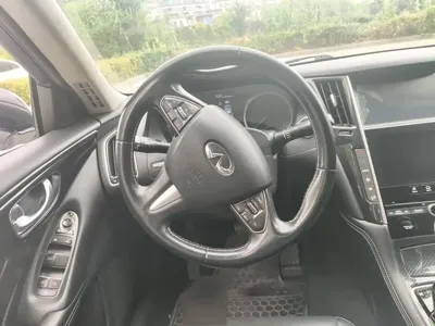 Infiniti Q50L