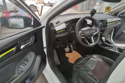 Roewe i5